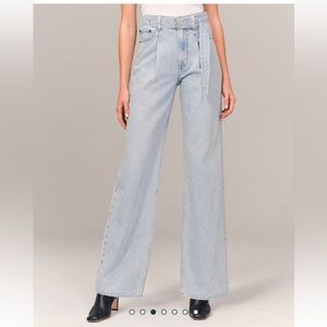 A&F High Rise Loose/Wide Leg Jeans